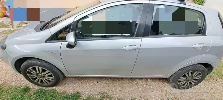 Fiat Grande Punto 2014 photo 3