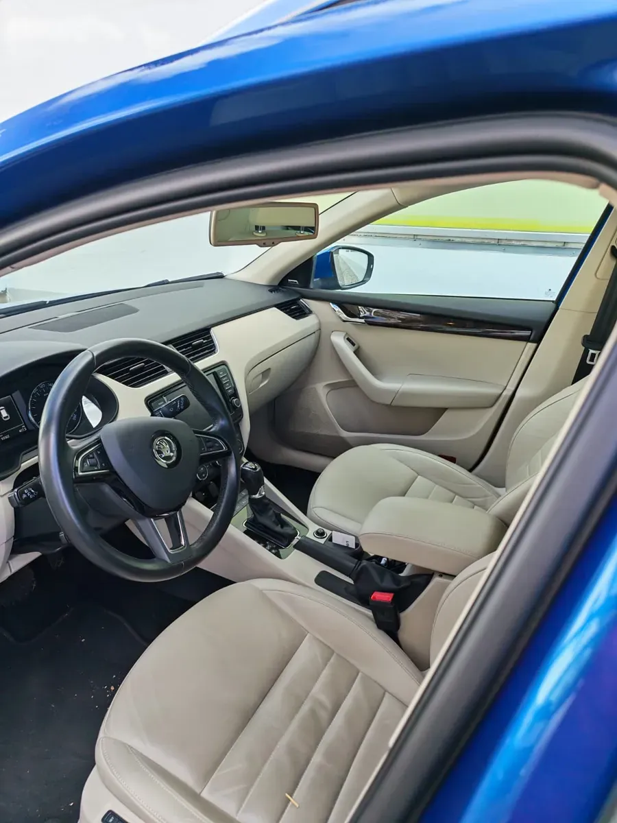 Skoda Octavia 2014 photo 3