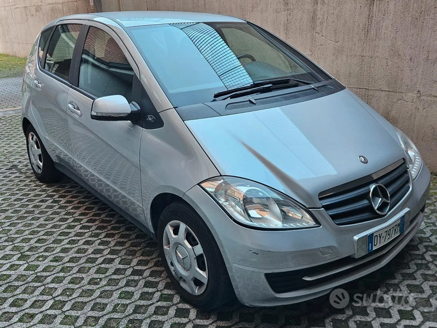 Mercedes-Benz A 2009 photo 2