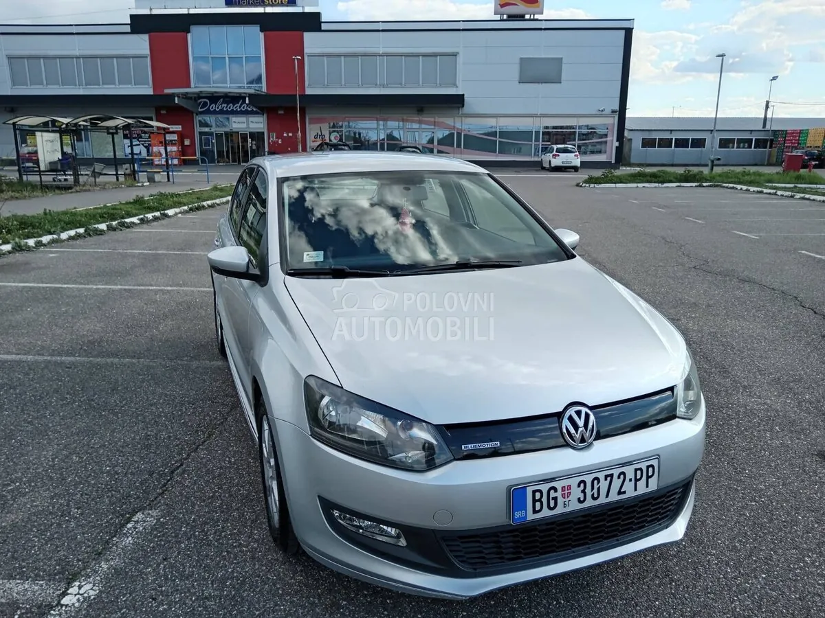 Volkswagen Polo 2013 photo 2