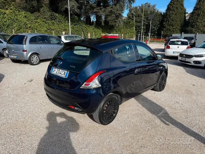 Lancia Ypsilon 2021 photo 3