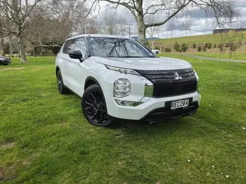 Mitsubishi Outlander 2025 photo 2