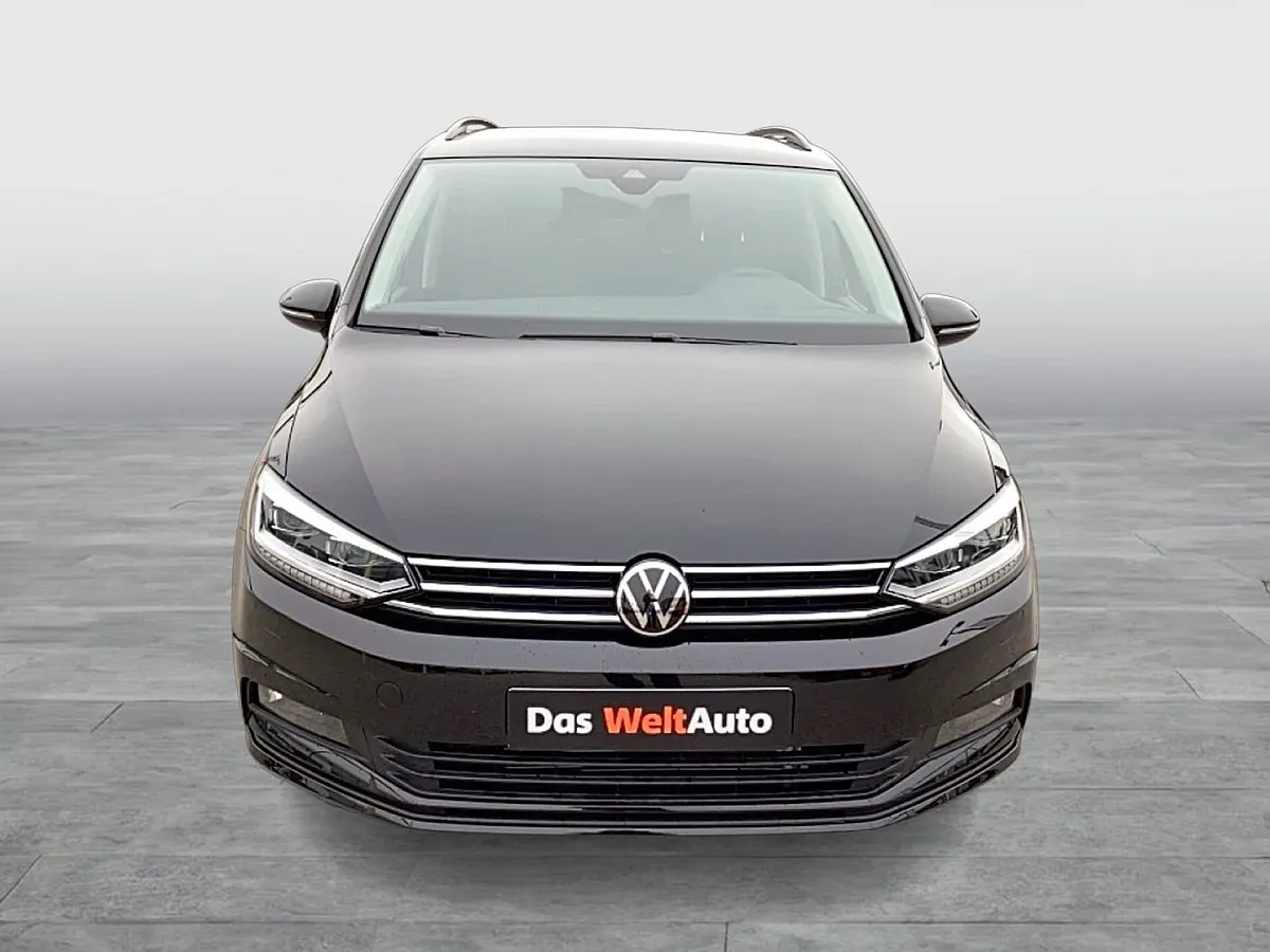 Volkswagen Touran 2025 photo 2