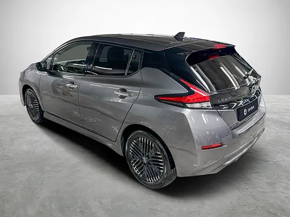 Nissan Leaf 2023 photo 3