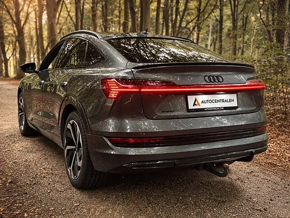 Audi E-Tron 2022 photo 3