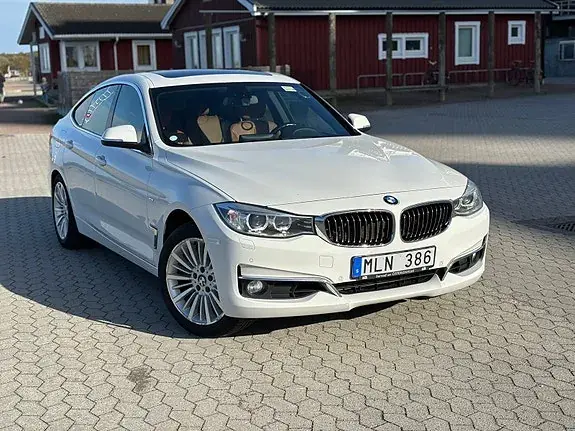 BMW 328I 2014 photo 2