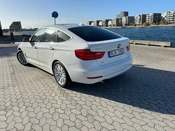 BMW 328I 2014 photo 3