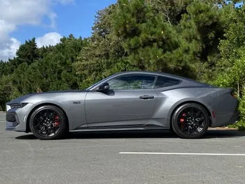 Ford Mustang 2026 photo 5