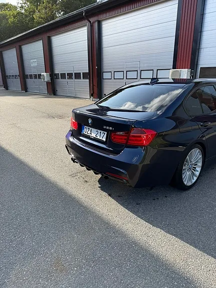 BMW 328I 2012 photo 2