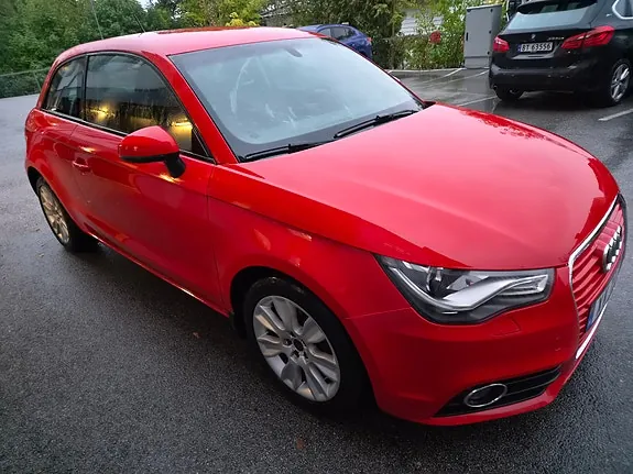 Audi A1 2011 photo 4