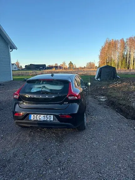 Volvo V40 2014 photo 2