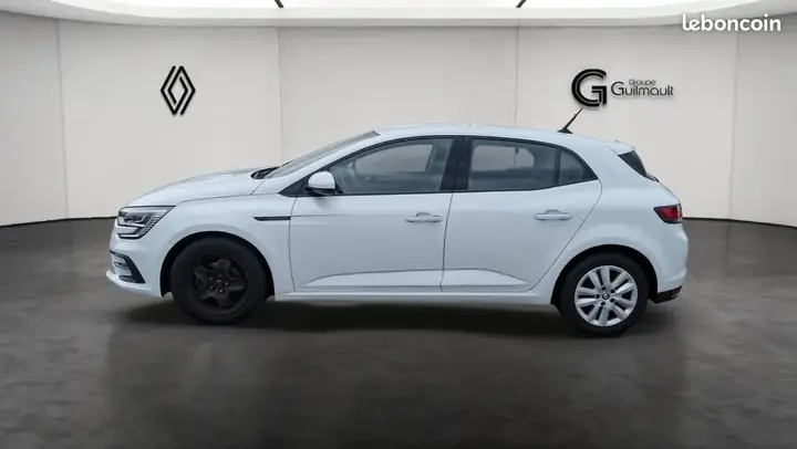 Renault Megane 2022 photo 2