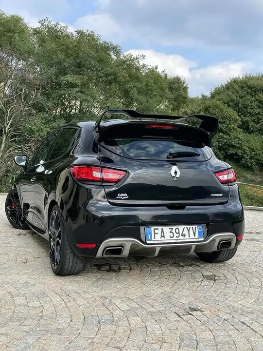 Renault Clio 2015 photo 2