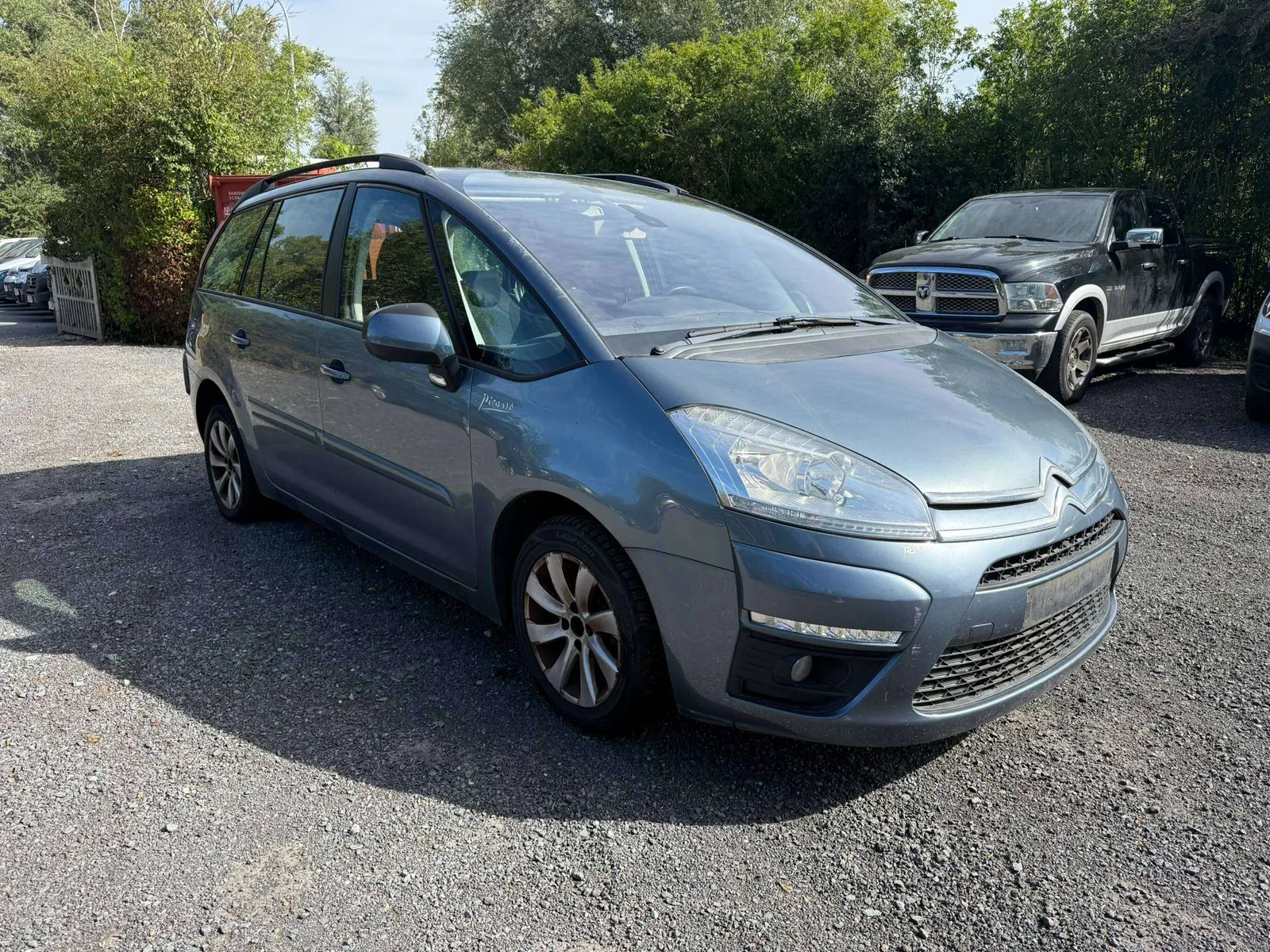 Citroen C4 Picasso 2011 photo 3