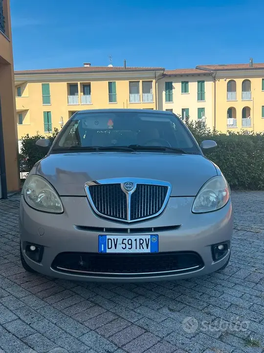 Lancia Ypsilon 2009 photo 2