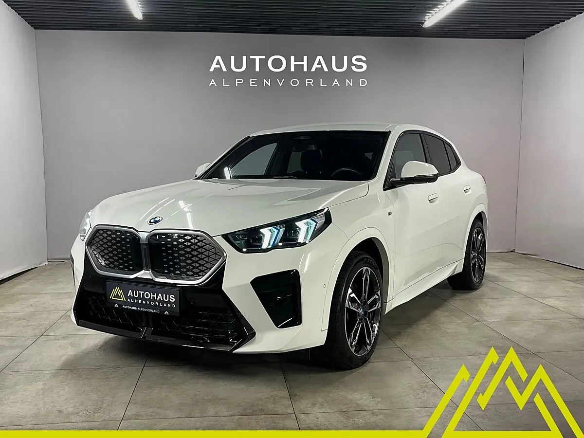 BMW Ix2
