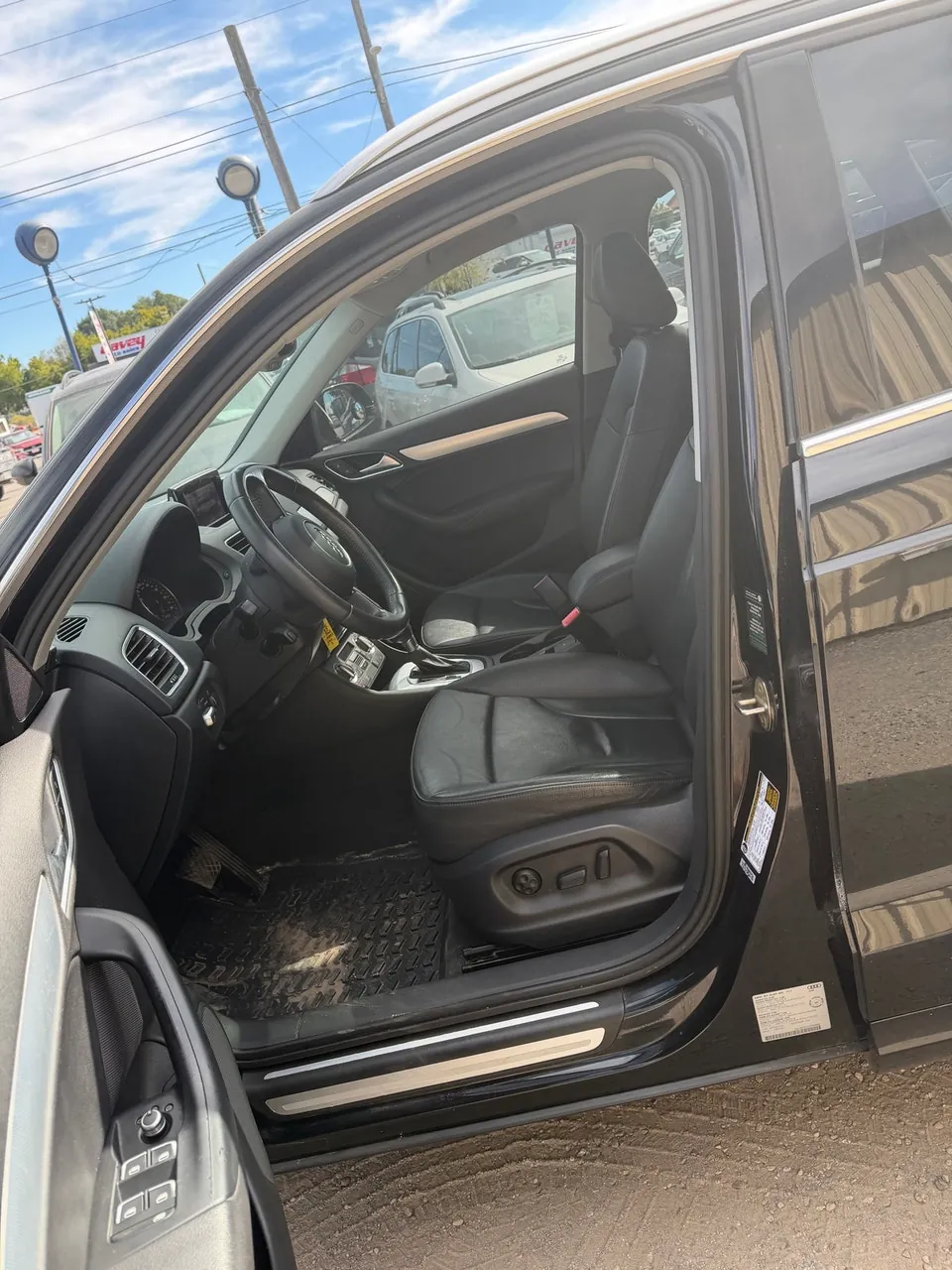 Audi Q3 2015 photo 5