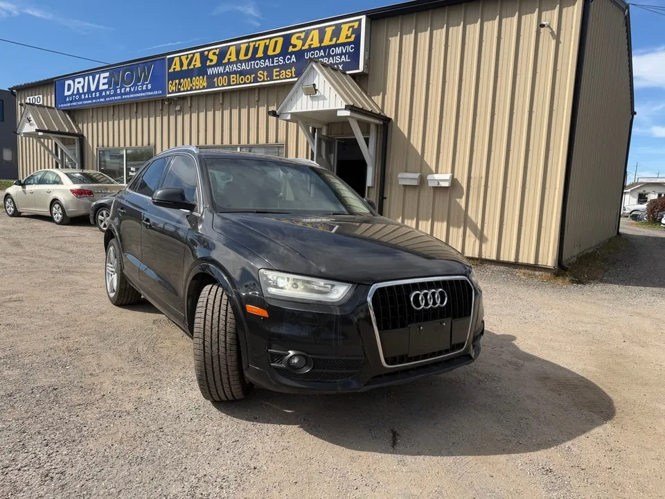 Audi Q3 2015 photo 2