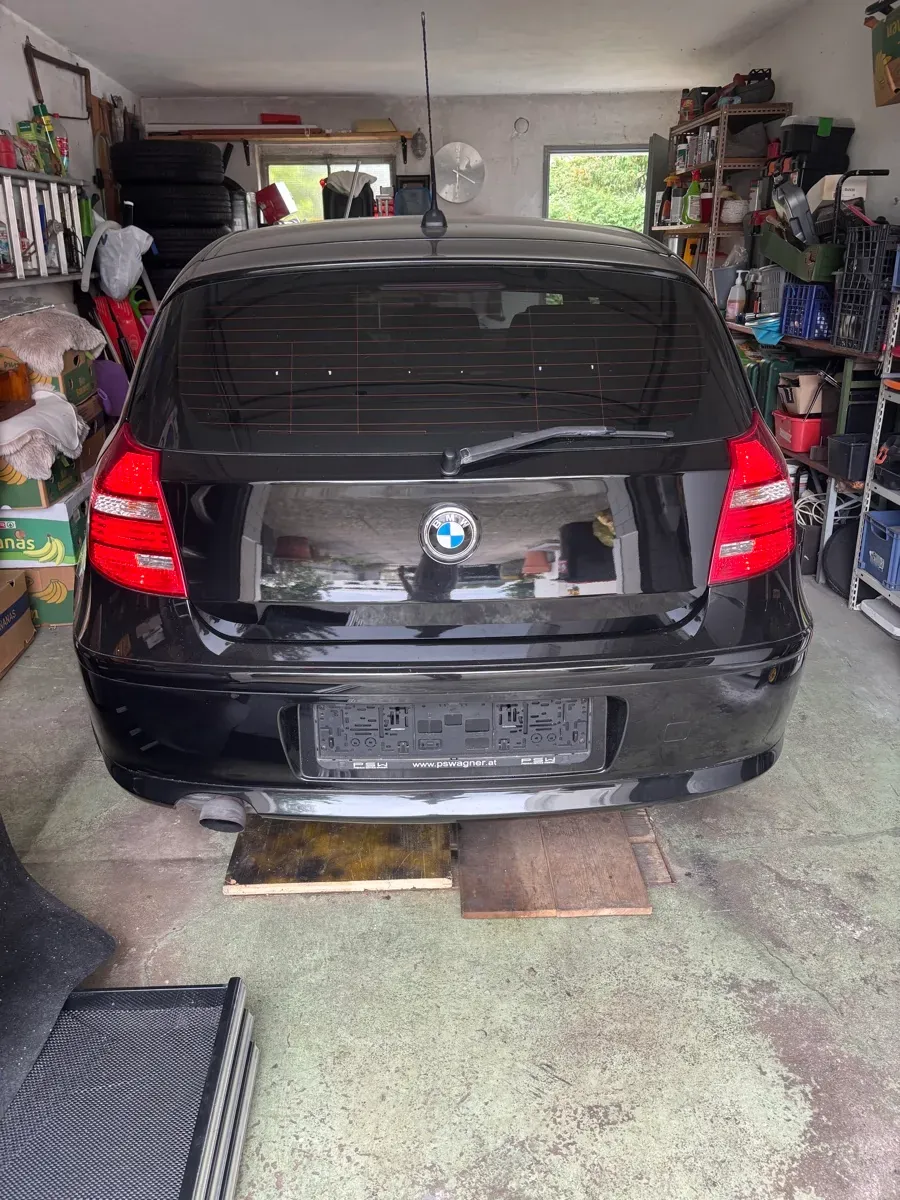 BMW 1 Series 2009 photo 3