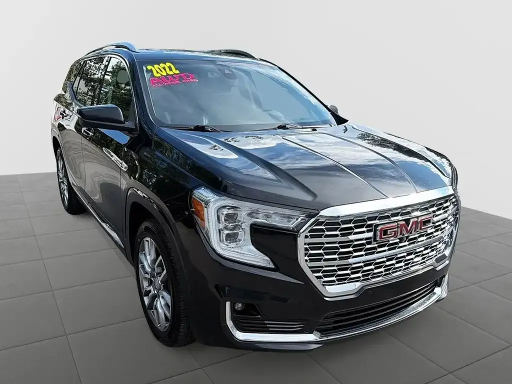 GMC Terrain 2022 photo 2