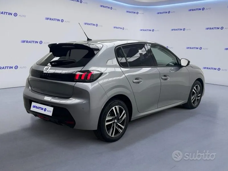 Peugeot 208 2023 photo 4