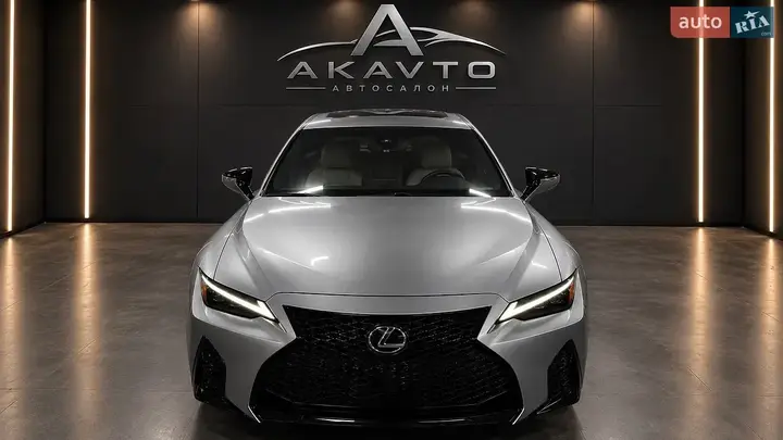 Lexus Is