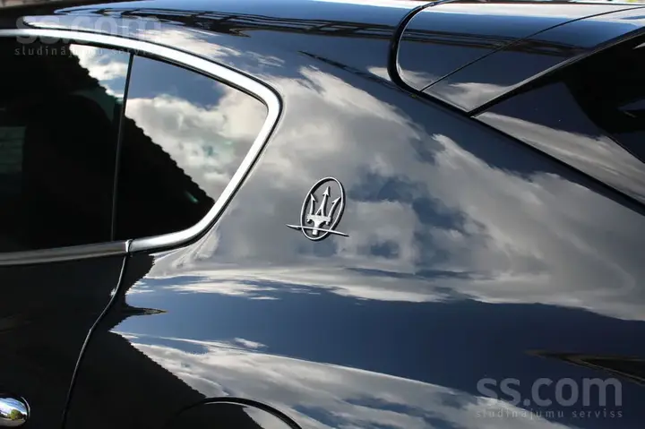 Maserati Levante 2017 photo 4