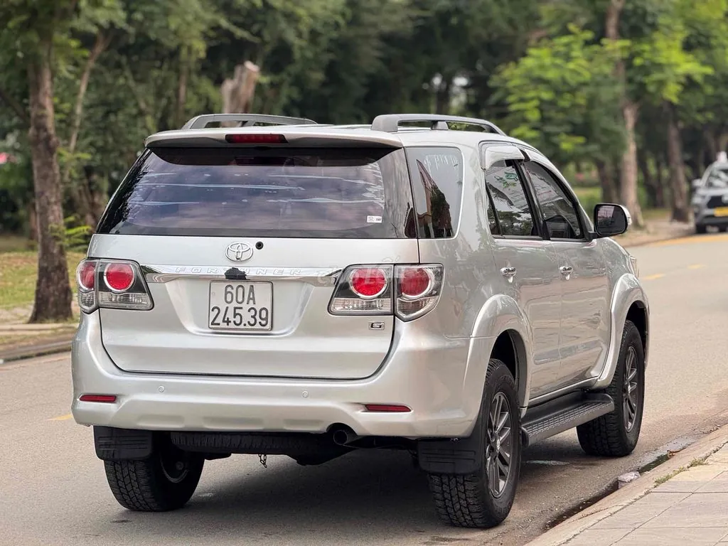 Toyota Fortuner 2015 photo 5