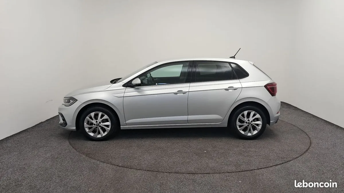 Volkswagen Polo 2022 photo 2