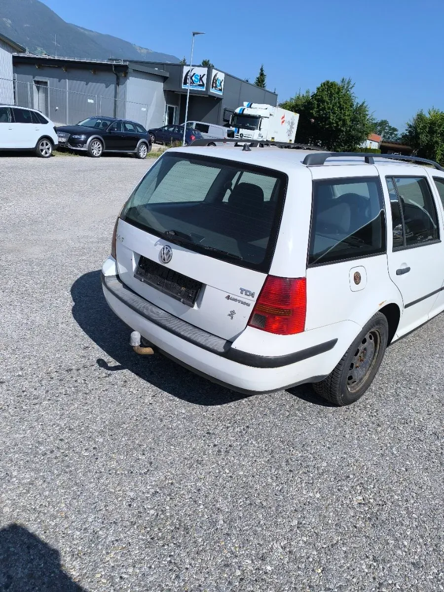 Volkswagen Golf 2000 photo 3