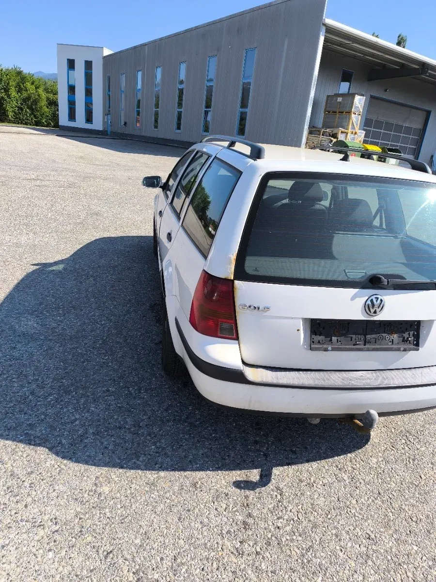 Volkswagen Golf 2000 photo 2