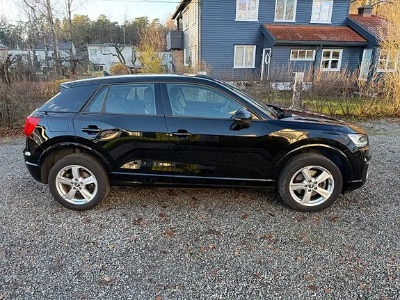 Audi Q2 2018 photo 2