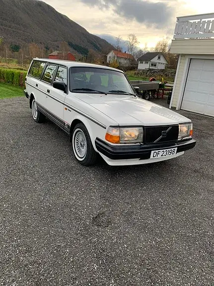 Volvo 240