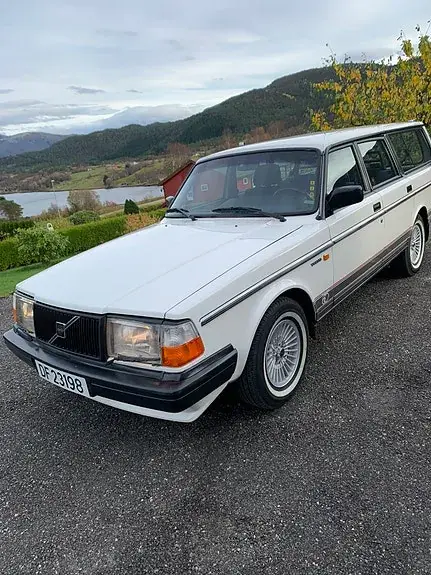 Volvo 240 1987 photo 3