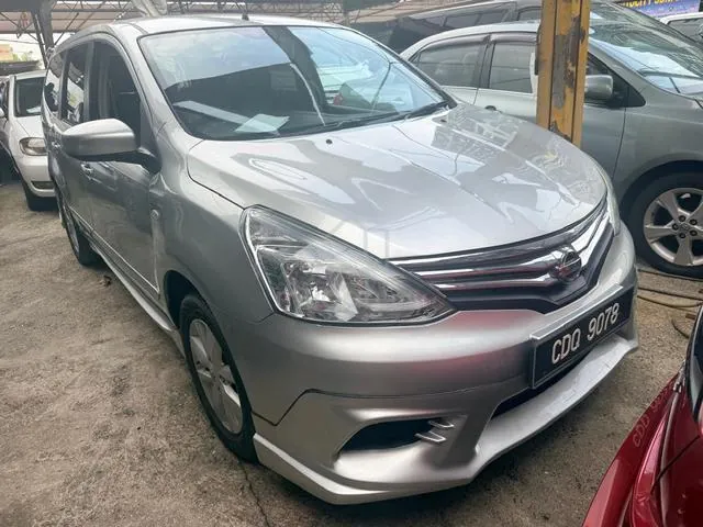 Nissan Grand Livina