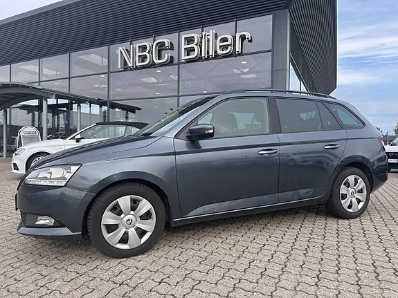 Skoda Fabia 2022 photo 2