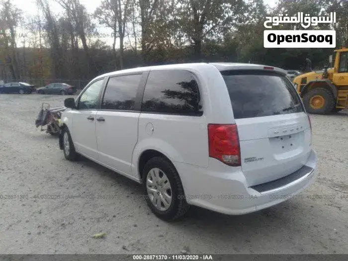 Dodge Caravan 2019 photo 2