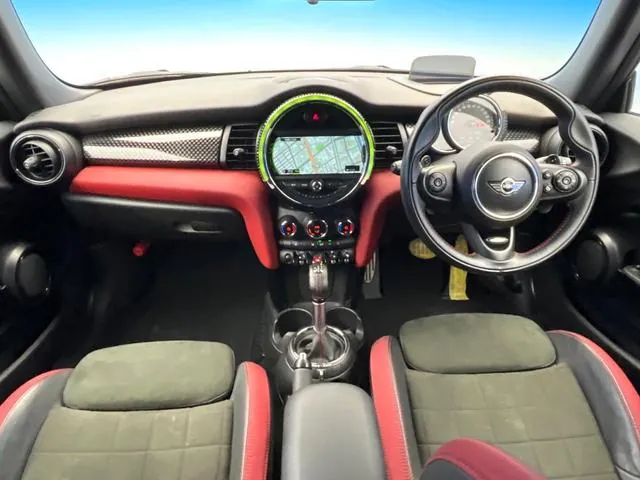 Mini John Cooper Works 2016 photo 2