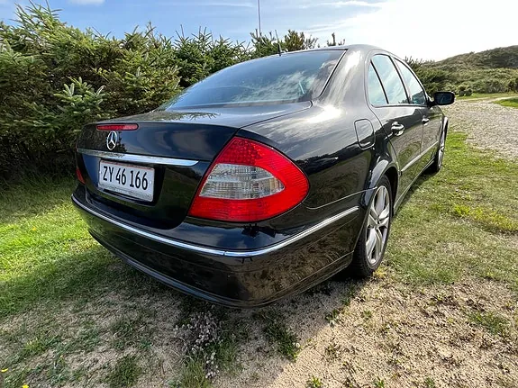 Mercedes-Benz E280 2007 photo 3