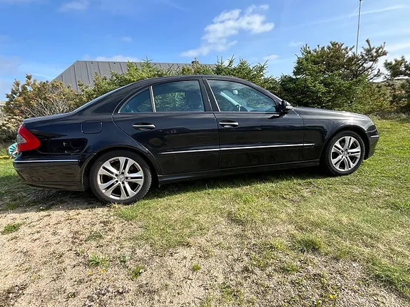 Mercedes-Benz E280 2007 photo 2