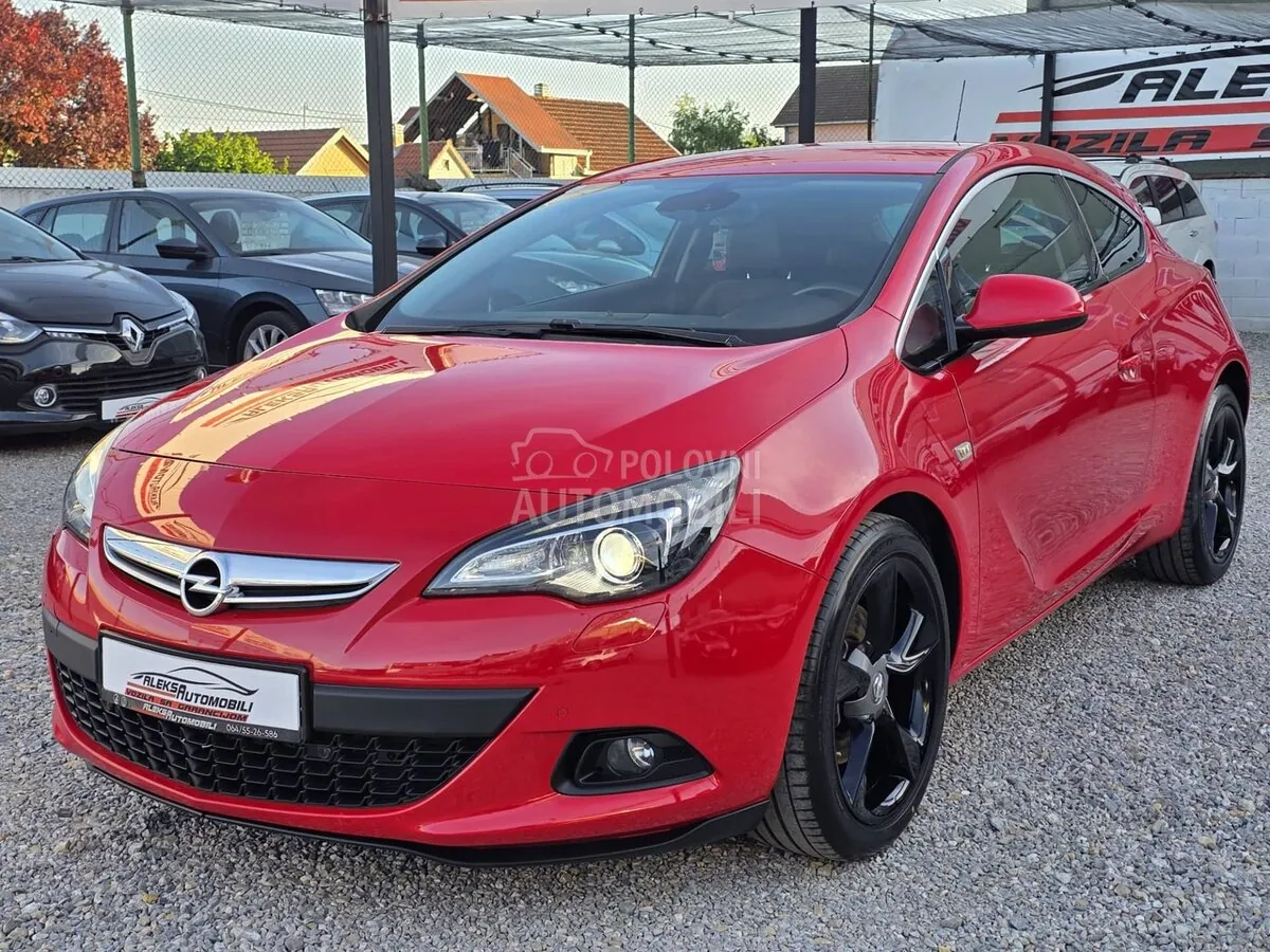 Opel Astra 2012 photo 4