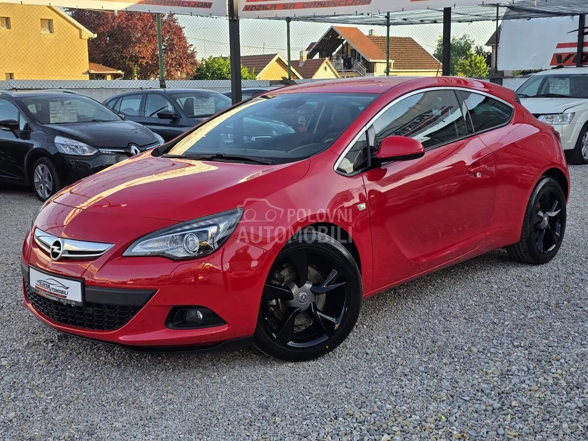 Opel Astra 2012 photo 2