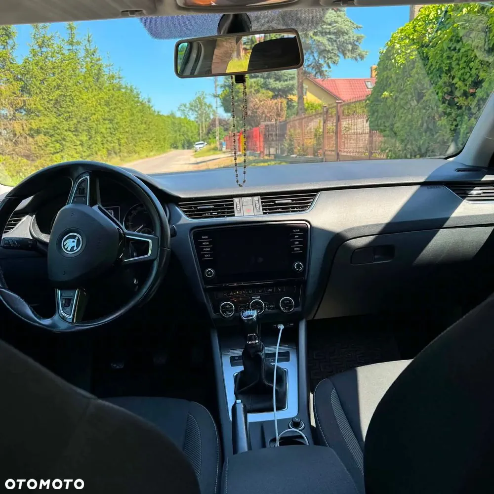 Skoda Octavia 2017 photo 2