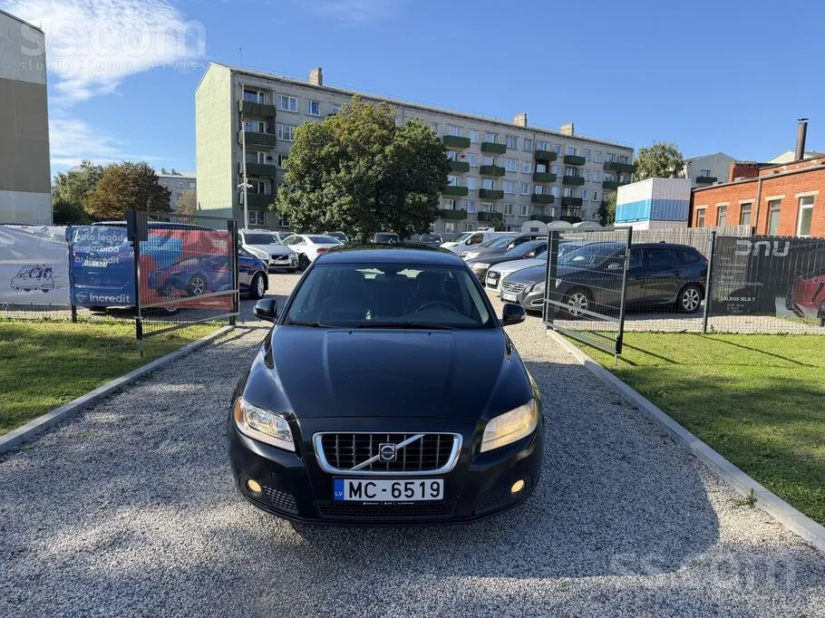 Volvo V70 2008 photo 2
