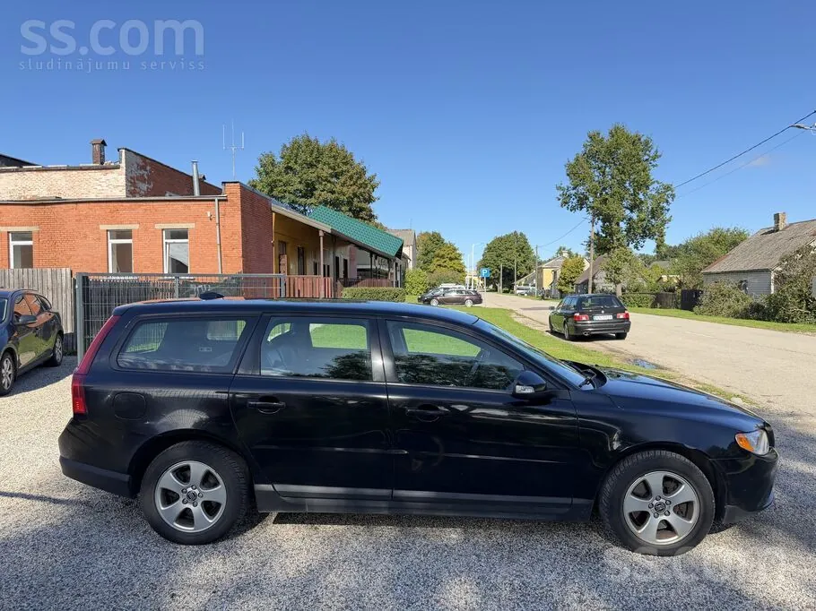 Volvo V70 2008 photo 4