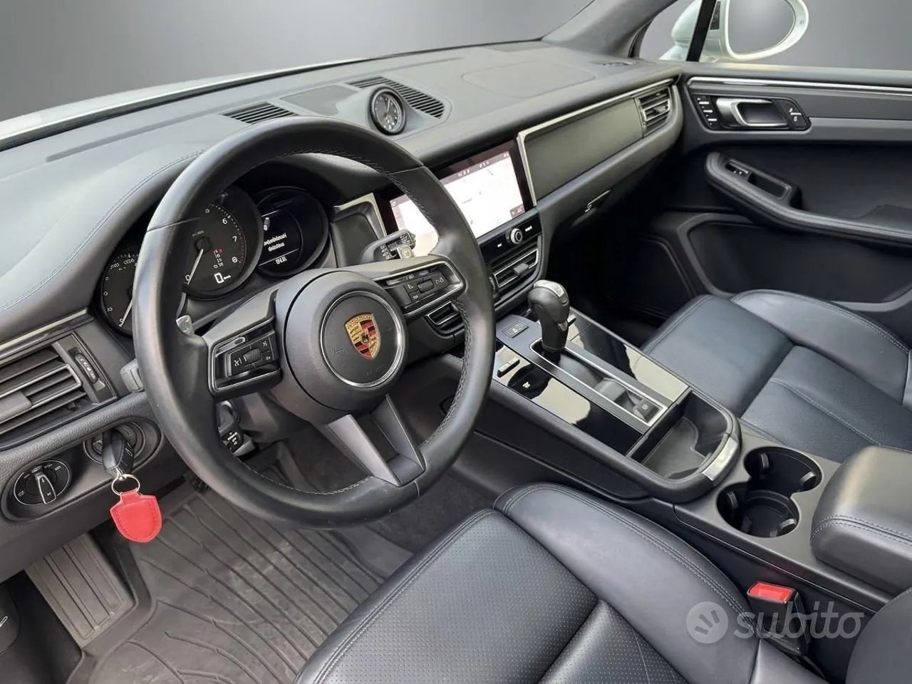 Porsche Macan 2023 photo 5