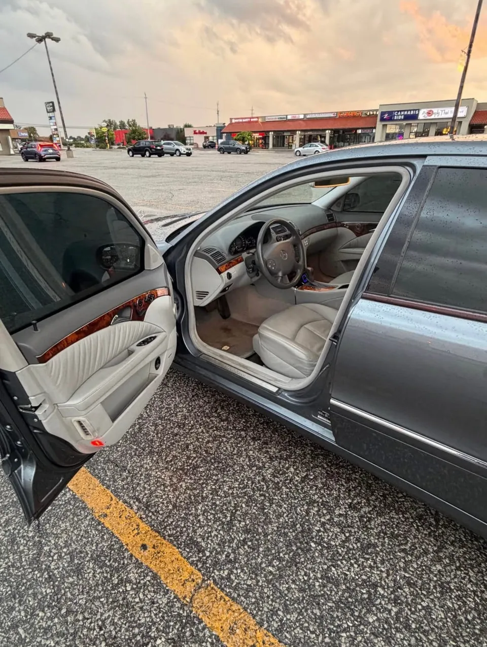 Mercedes-Benz E320 2005 photo 3