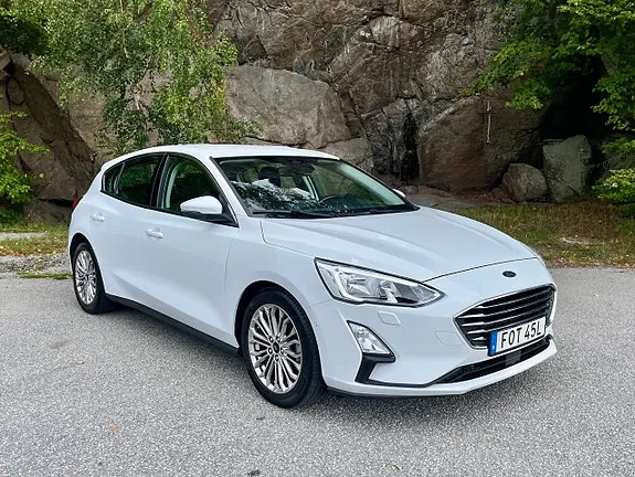 Ford Focus 2019 photo 2