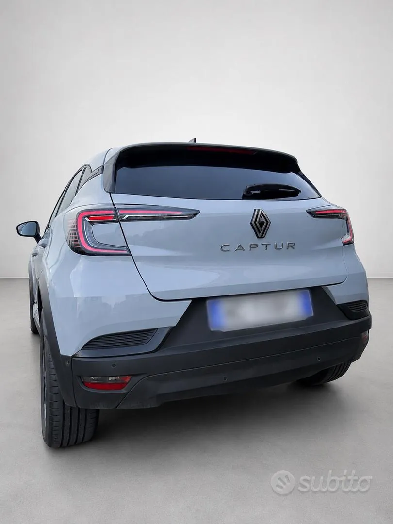 Renault Captur 2025 photo 2