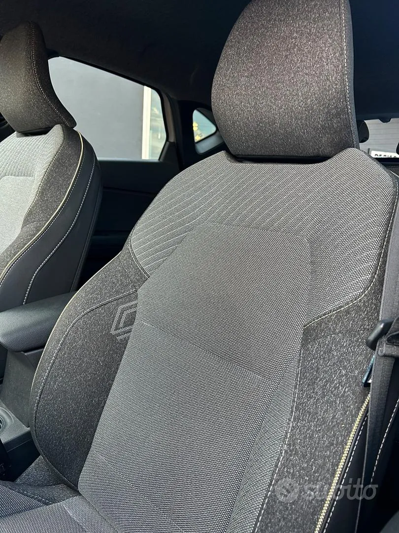 Renault Captur 2025 photo 5